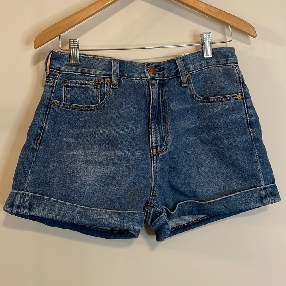 American Eagle Mom Short Sz 4